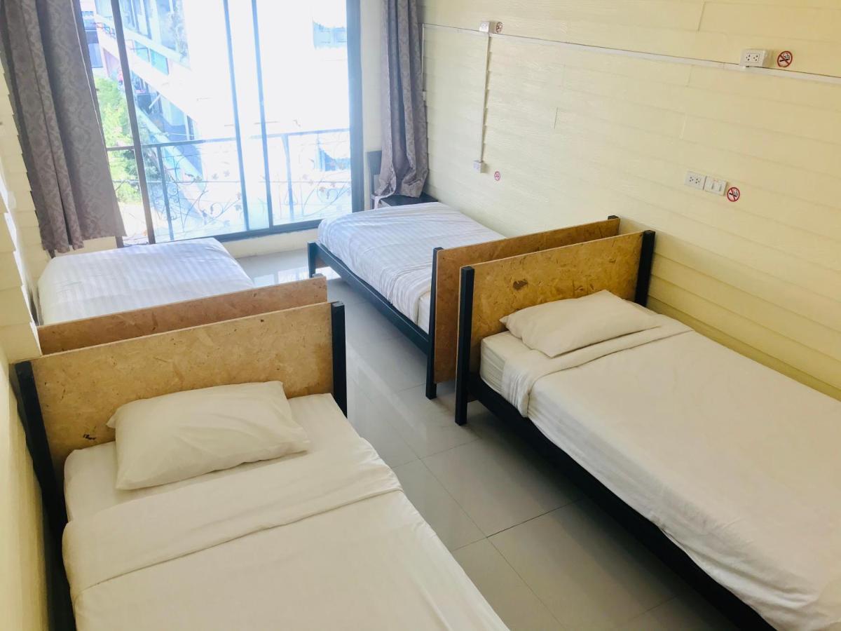 Babo House Bangkok Hotel Bagian luar foto