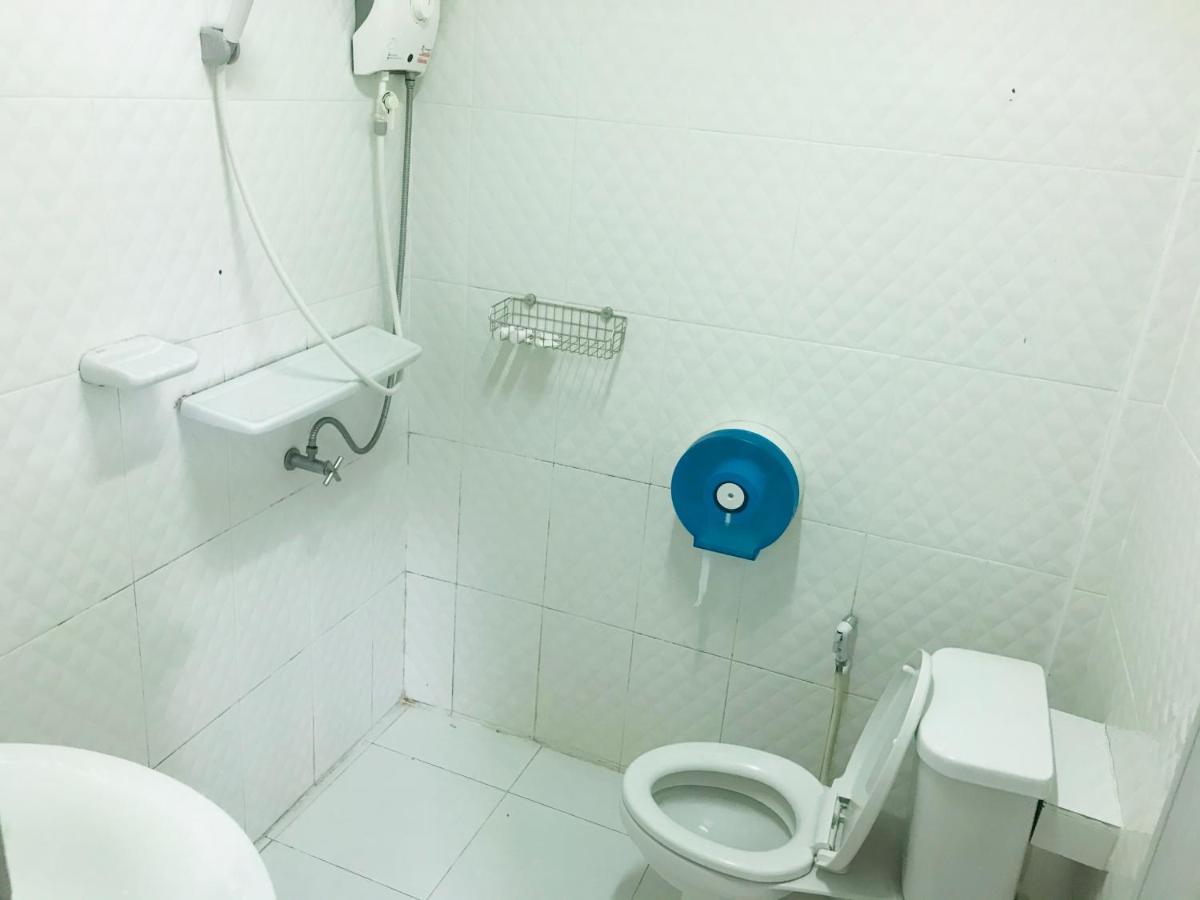 Babo House Bangkok Hotel Bagian luar foto
