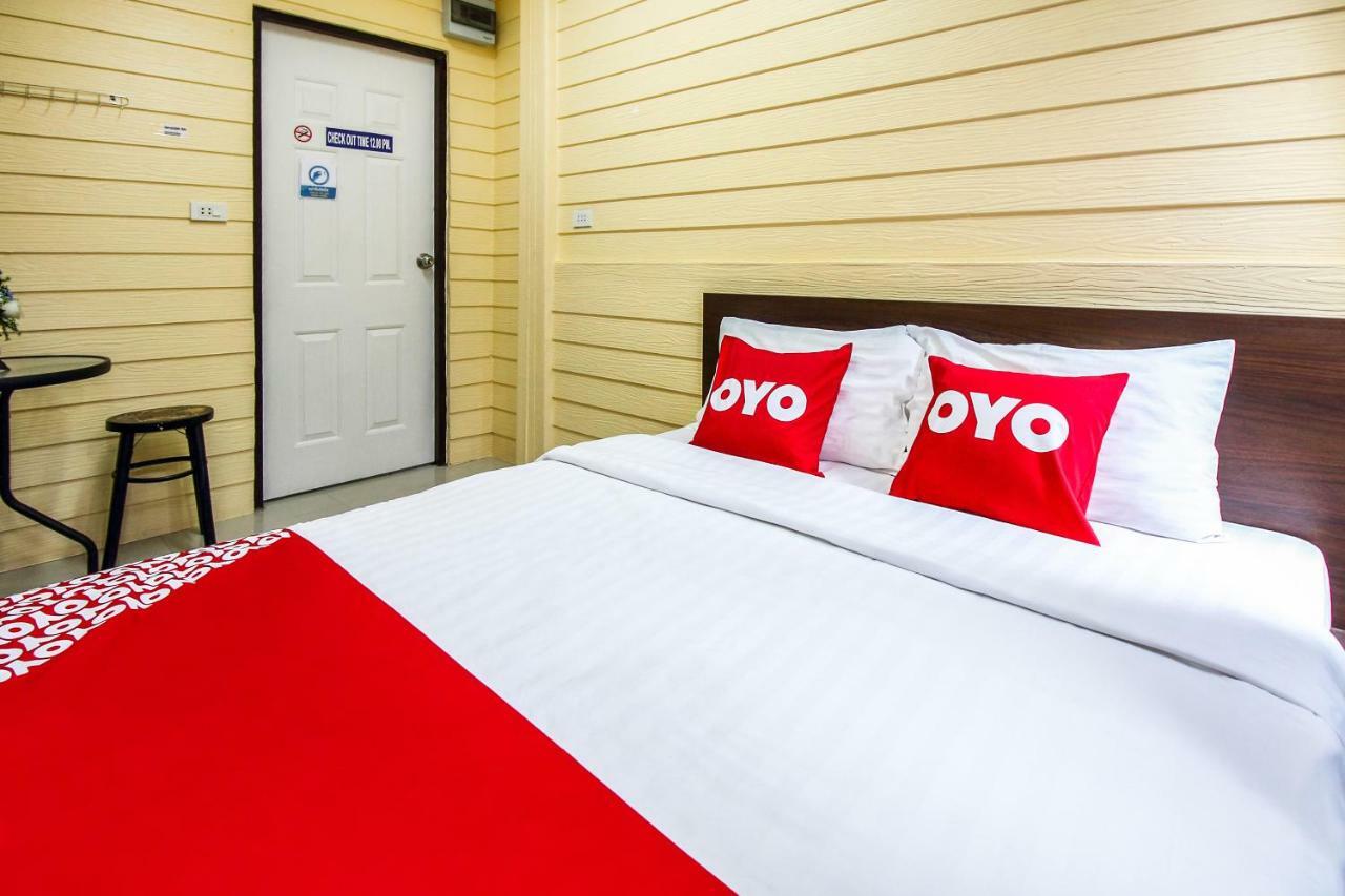 Babo House Bangkok Hotel Bagian luar foto