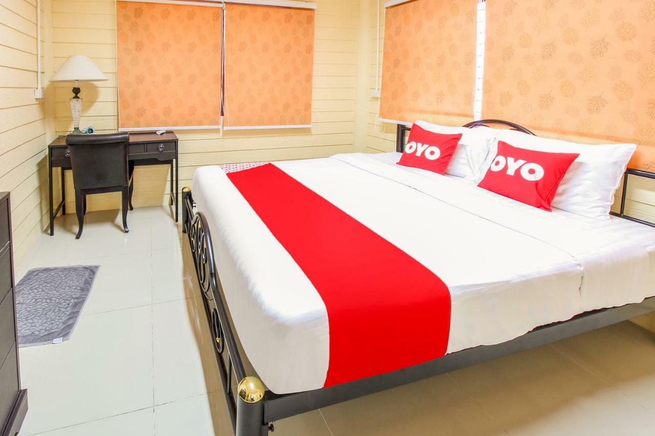 Babo House Bangkok Hotel Bagian luar foto