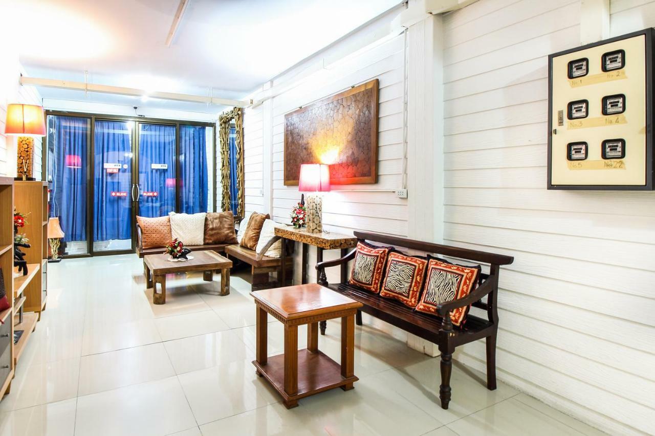 Babo House Bangkok Hotel Bagian luar foto
