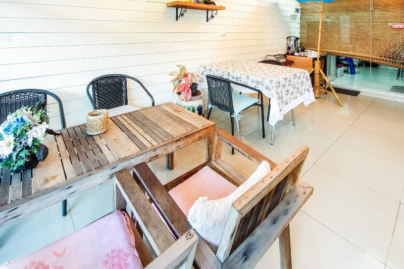 Babo House Bangkok Hotel Bagian luar foto