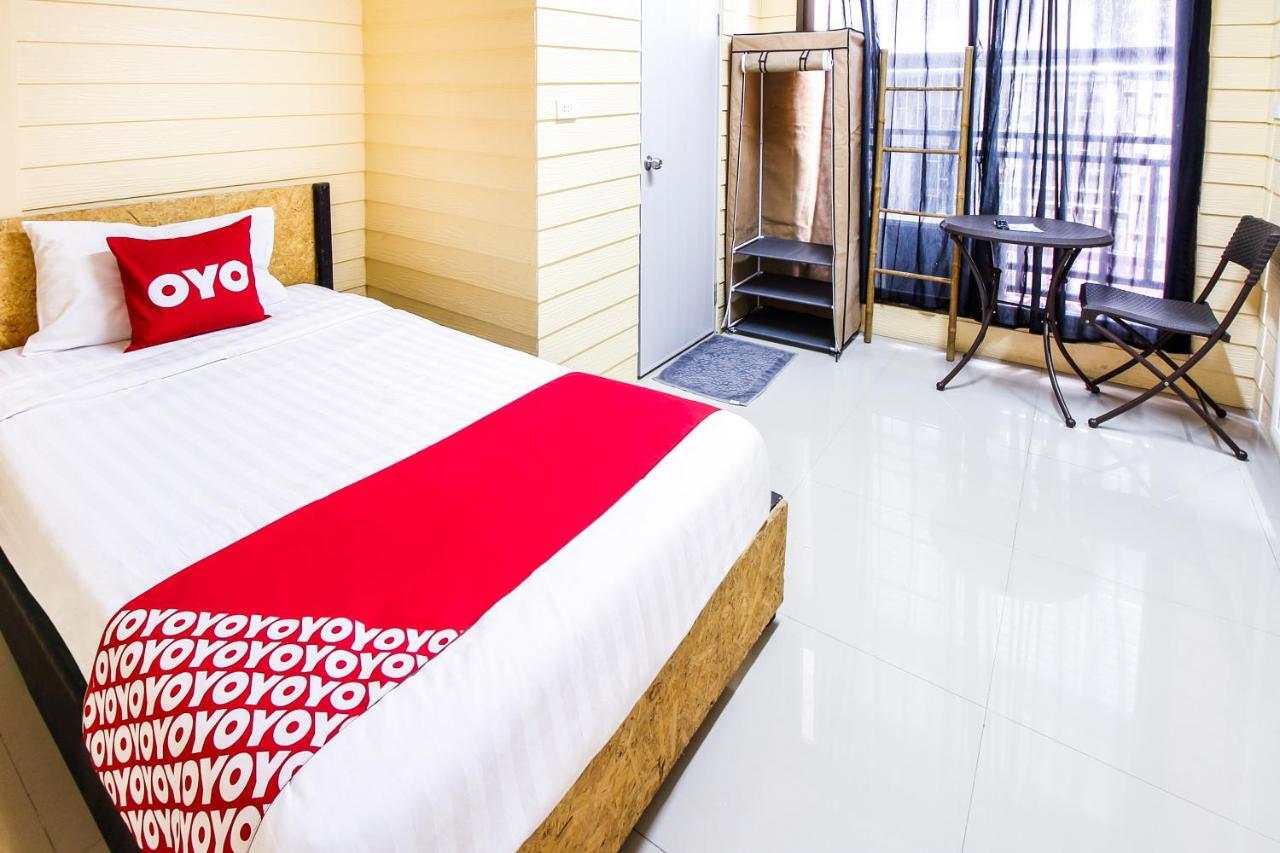 Babo House Bangkok Hotel Bagian luar foto