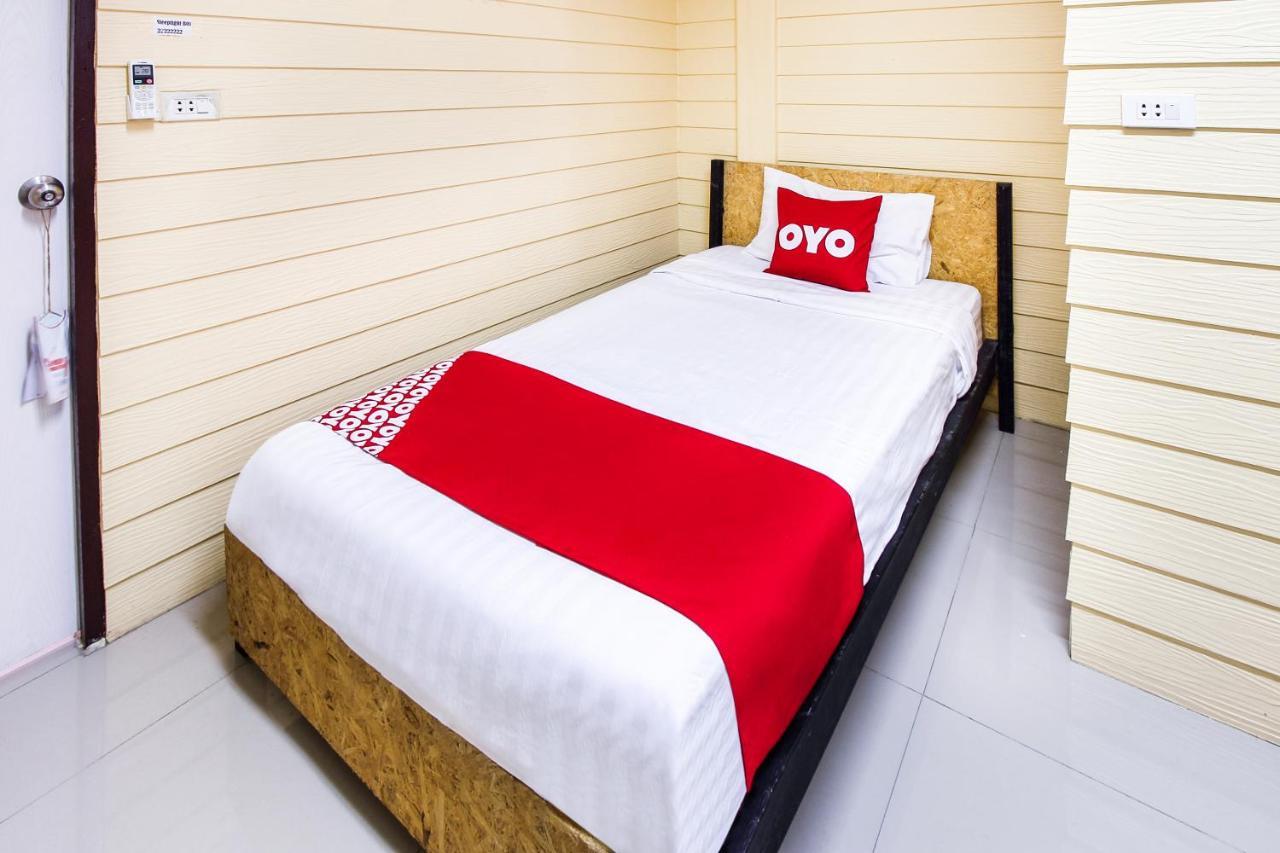 Babo House Bangkok Hotel Bagian luar foto